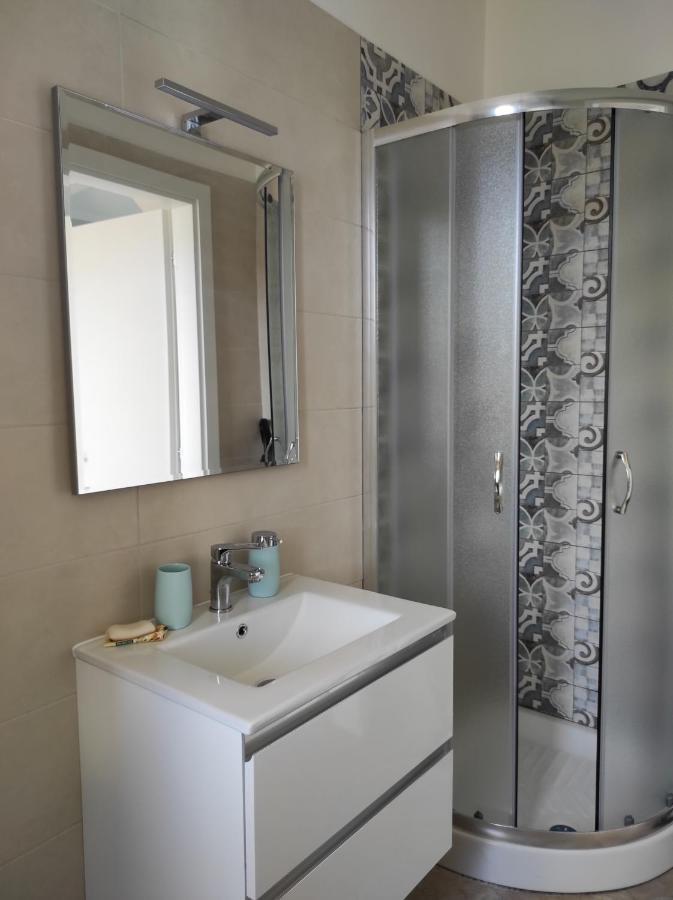 Nonno Rocco Appartement Castro  Buitenkant foto